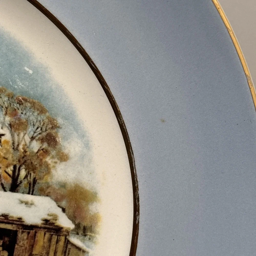 VTG Avon Christmas Plate 1977 